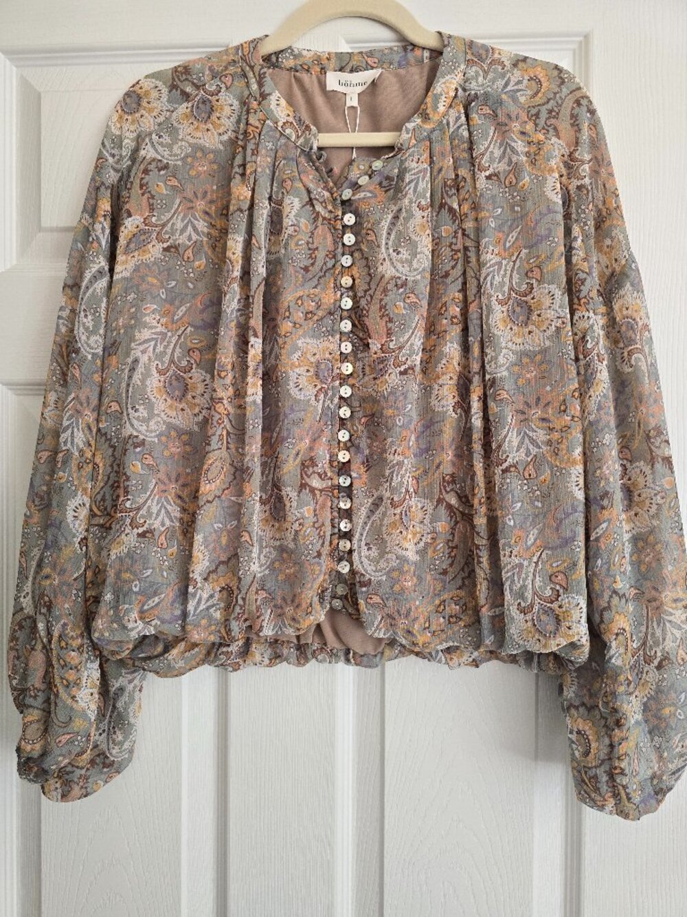 Boheme Earth Tone Blouse Balloon Sleeves and Hem SIze L NWT